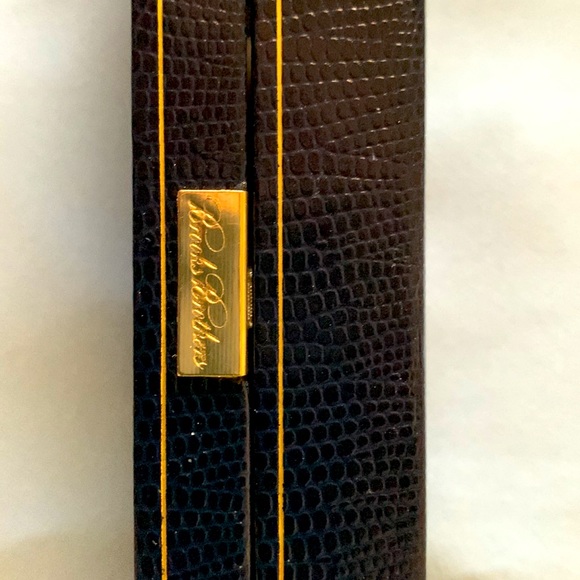 Brooks Brothers matching black and white necklace and bracelet - Picture 4 of 5